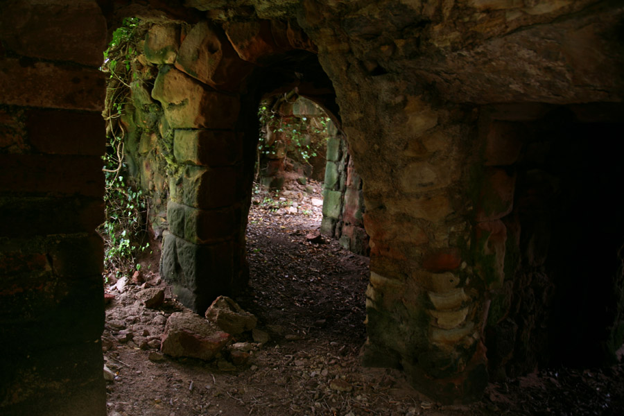 Innerwick Castle Castle in Innerwick, East Lothian Stravaiging